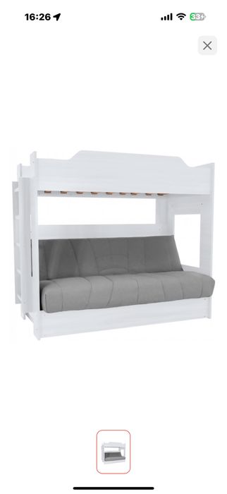 Двухчросная кроват диван с матрасом можно сказать новый