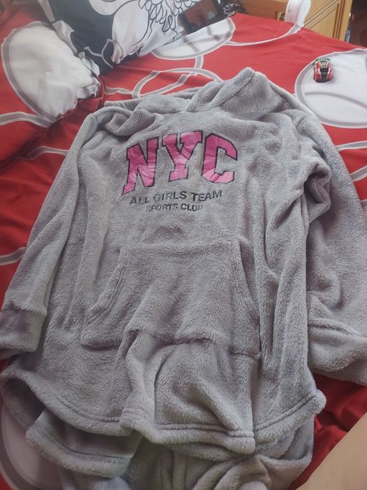 Hanorac cu pantaloni