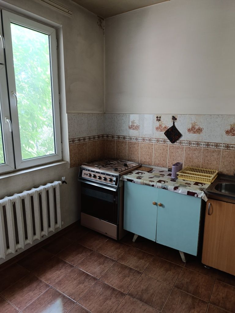 Продам 2х ком. квартиру 4/4 на массиве Феруза, ор-р 205я школа.