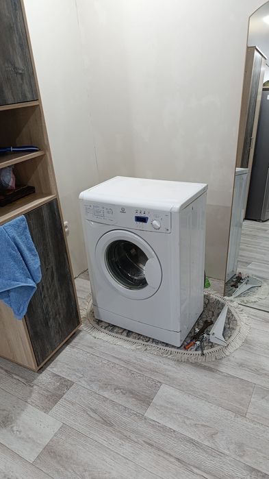 Продам стиральную машину , не рабочая, полетел подшипник.