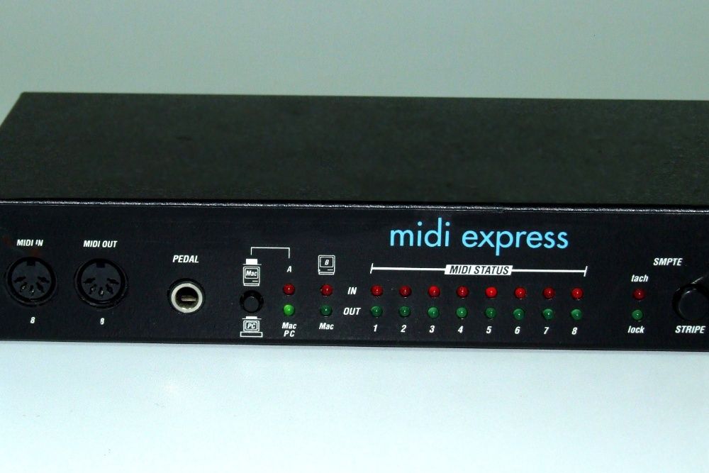 Interfata audio Midi Express XT USB, made in USA, stare impecabila !