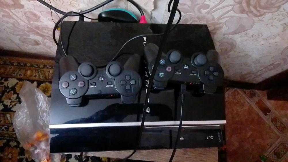 Продам Sony PlayStation 3 слимс