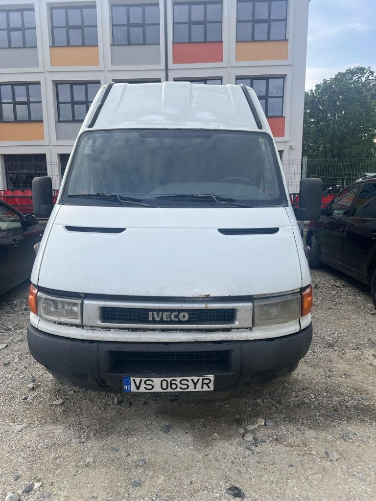 Vând microbus Iveco punte simpla