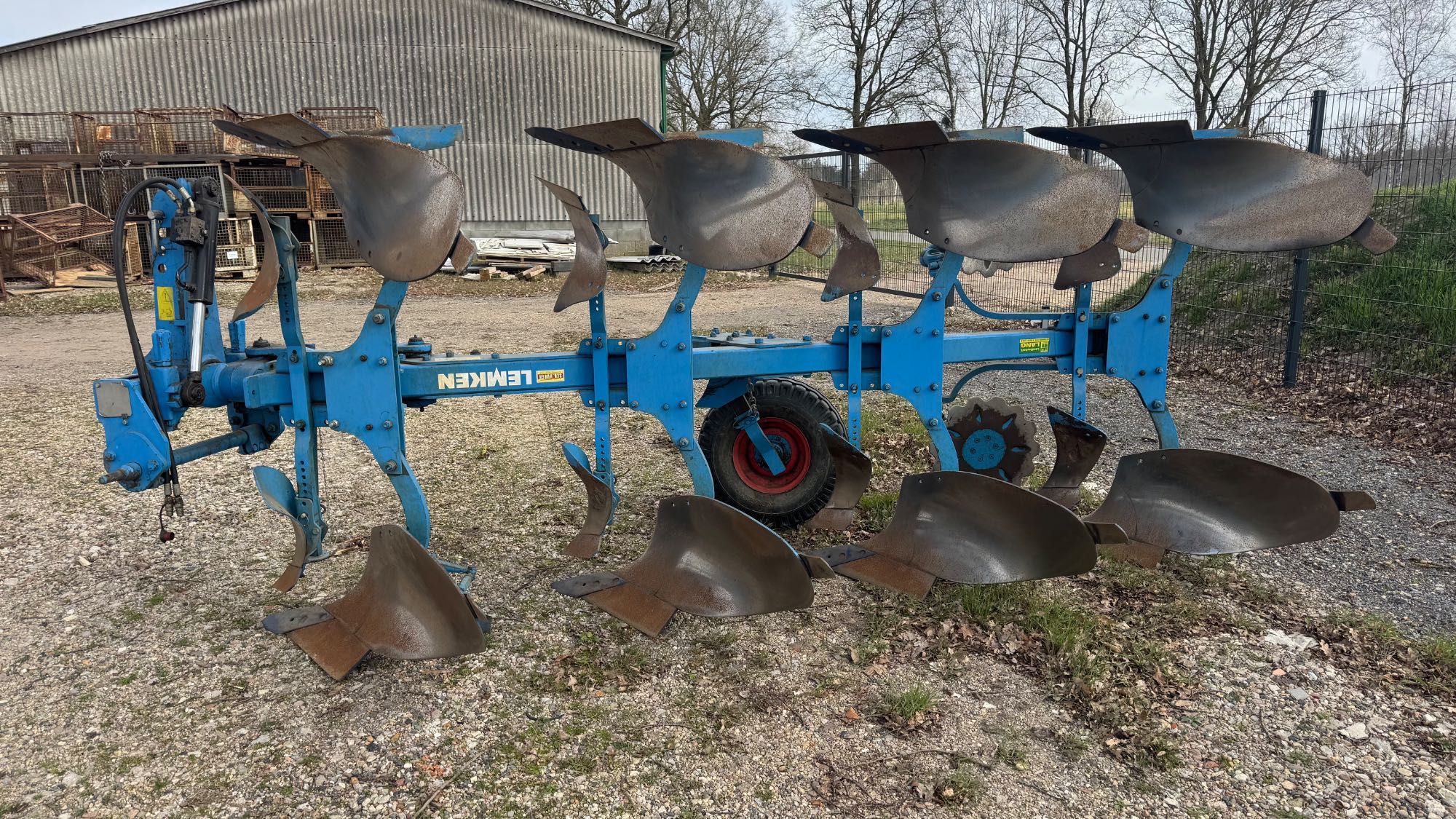 Lemken Europal 5 Claas Arion, Case Puma, John Deere tortadi