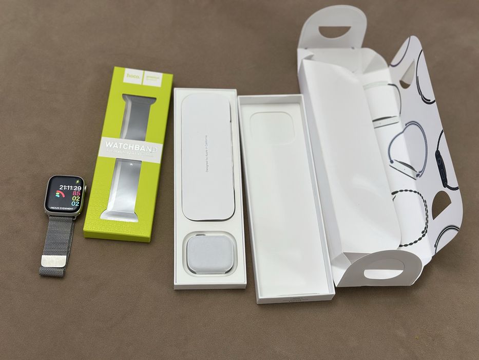 Apple watch Series 9 / 45 mm / GPS + Cellular nou