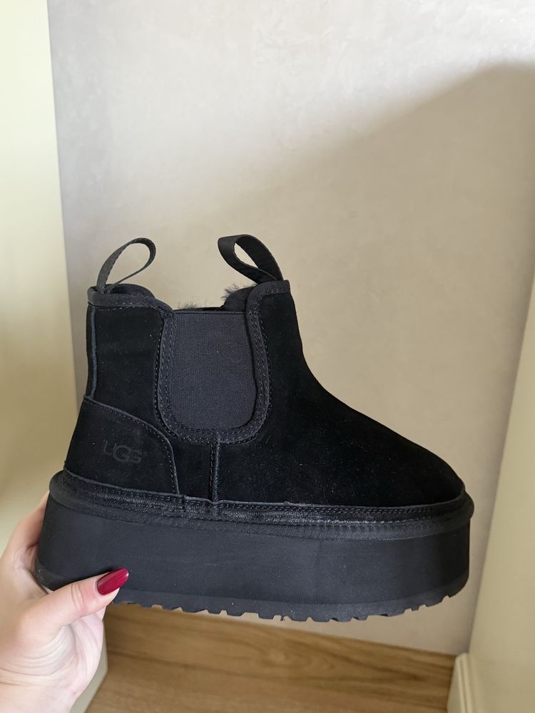 Cizme UGG mini platform ankle boots