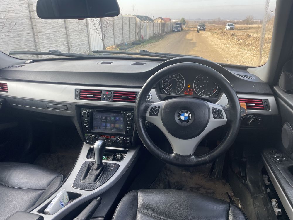 Dezmembrez bmw e90 325i automat