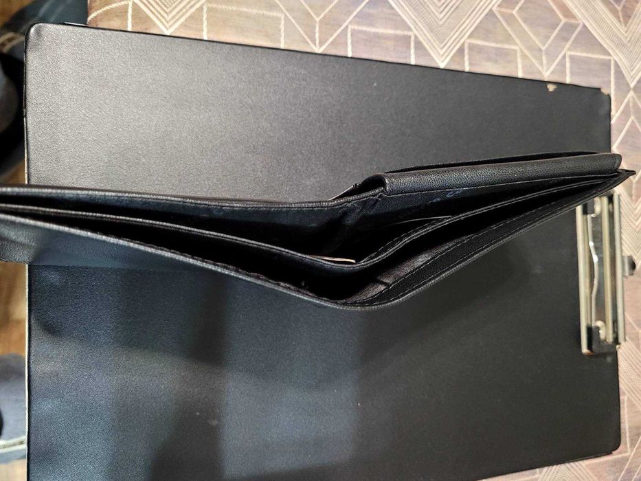 Черно, от естествена кожа портмоне на Pierre Cardin