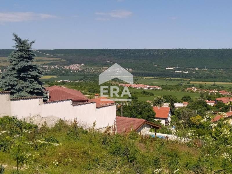 Ексклузивен, урегулиран поземлен имот за продажба, с прекрасна морска