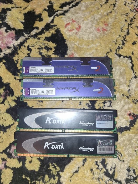 Vând rami desigilat nefolosiți ddr2 2x8 2x4