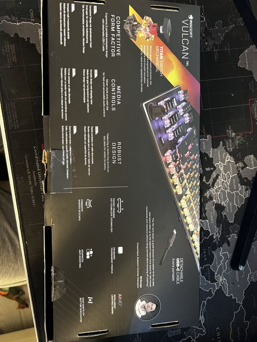 Tastatura gamimg Roccat Vulcan TKL