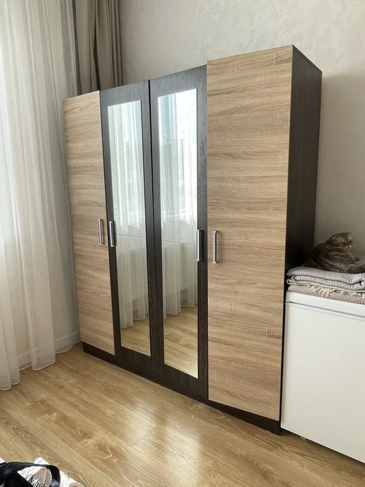 Продам шкаф для одежды