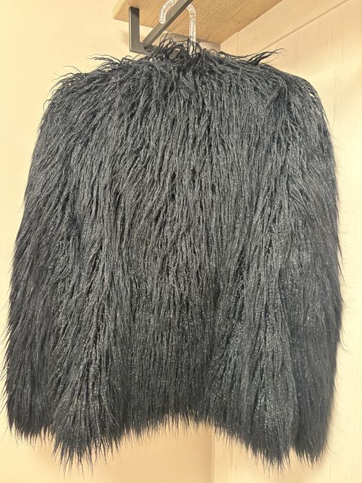 Яке с косъм Zara