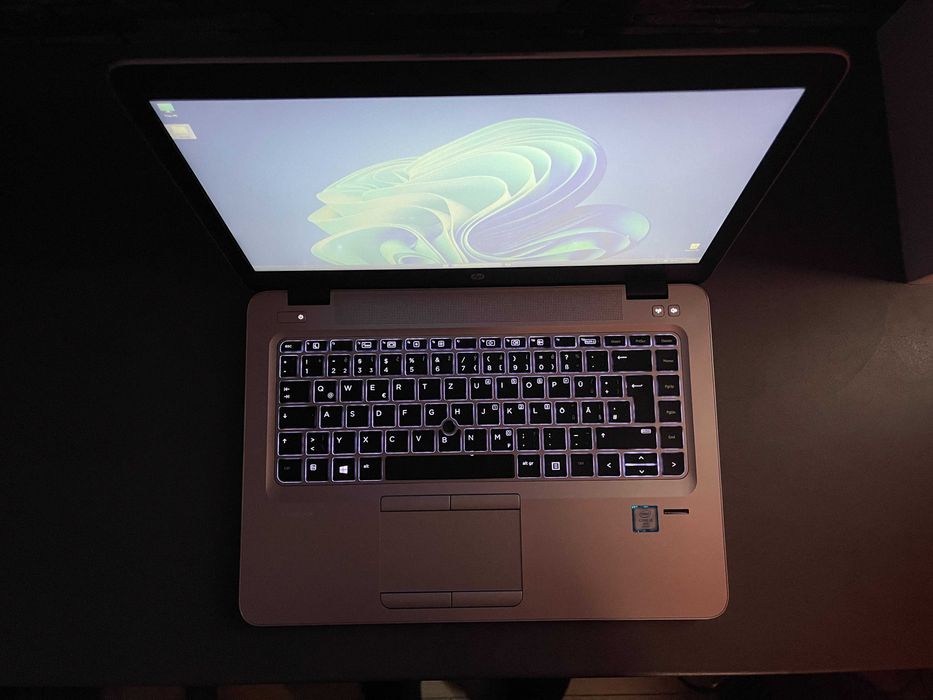 Laptop HP EliteBook 840 G3 CPU i5-6300U 2.40GHz RAM 16GB DDR4 SSD