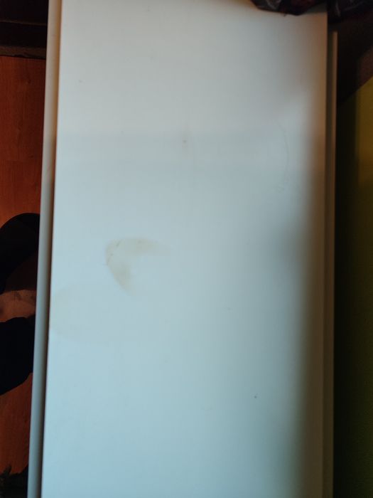 Сгъваема маса с четири чекмеджета