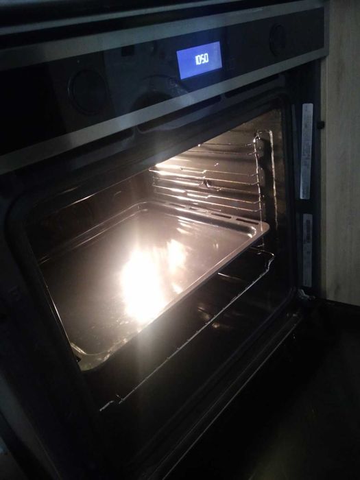 Продавам фурна за вграждане