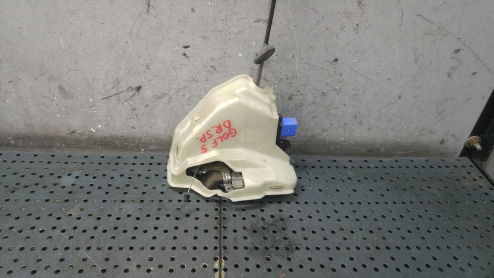 Broasca usa dreapta spate vw golf 5 1k1
