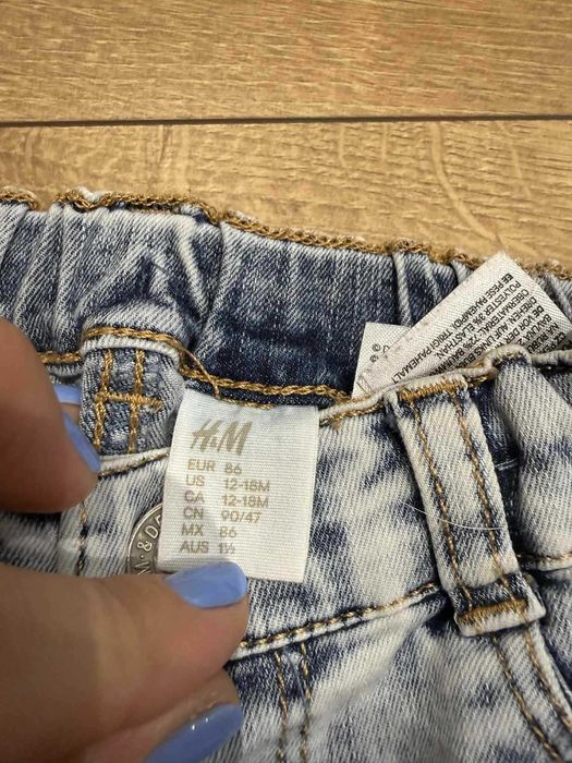 Дънки 12-18 месеца по 10 лв.