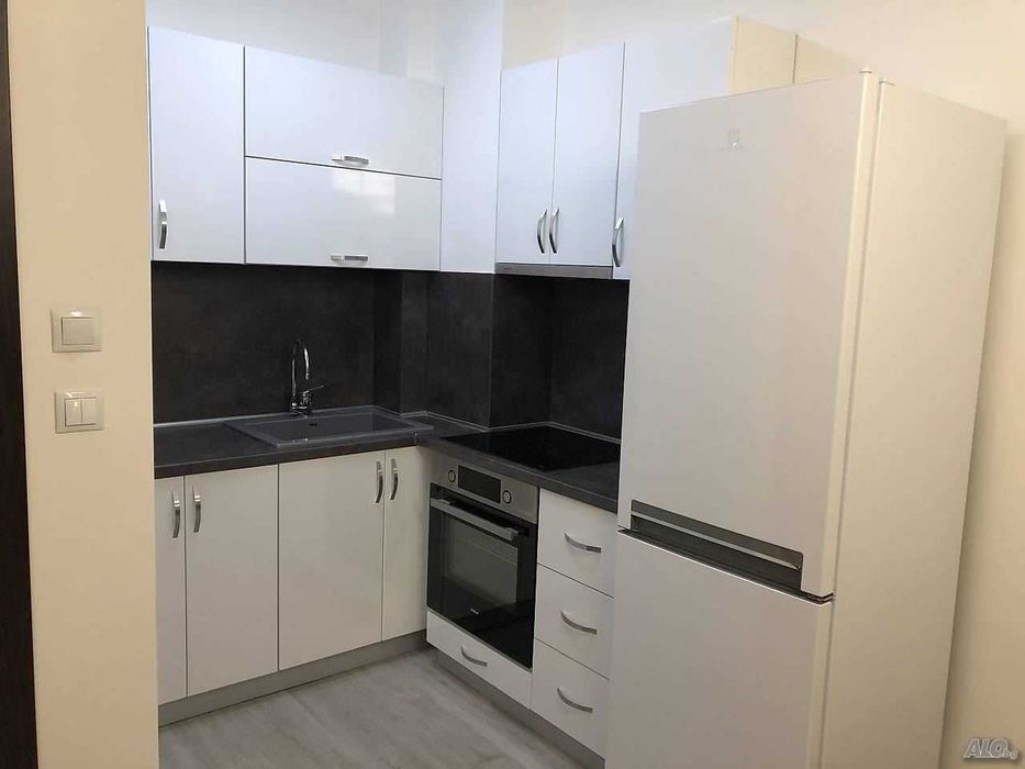 Дава се под наем Двустаен апартамент в Пловдив, Кършияка - 65 кв.м за 273.87 € - Снимка #1