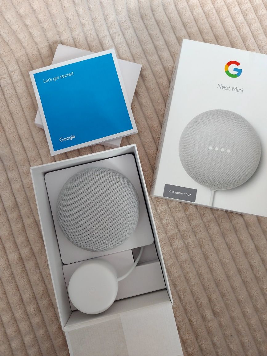 Тонколонка Google nest mini