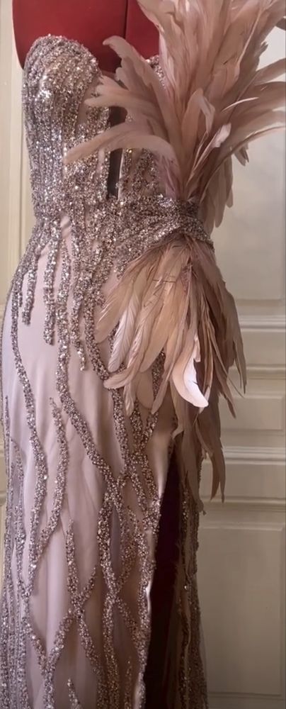 Vand rochie eleganta de ocazie
