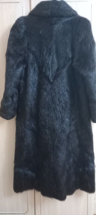 Продам шубу нутриевую
