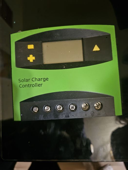 Controler si regulator (invertor) off grid-grid