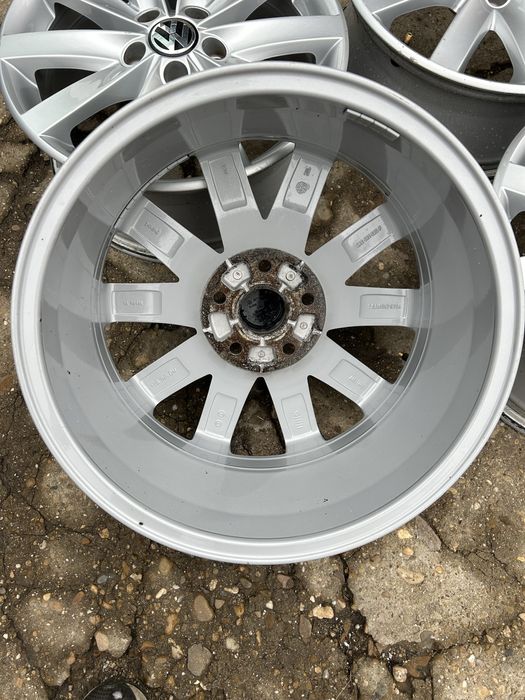 5х112 17 ски за vw golf 5 6 pasat touran kadi и други
