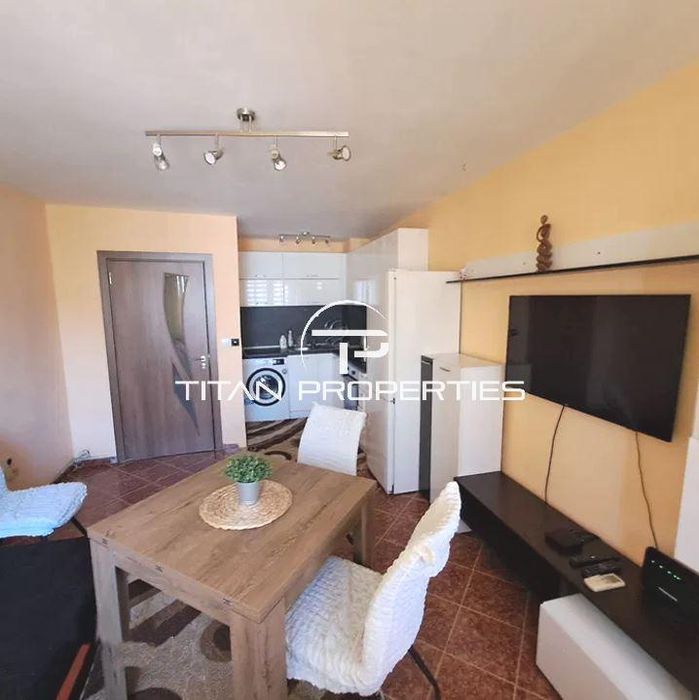 Дава се под наем Двустаен апартамент в Варна, Колхозен пазар - 55 кв.м за 500 € - Снимка #1