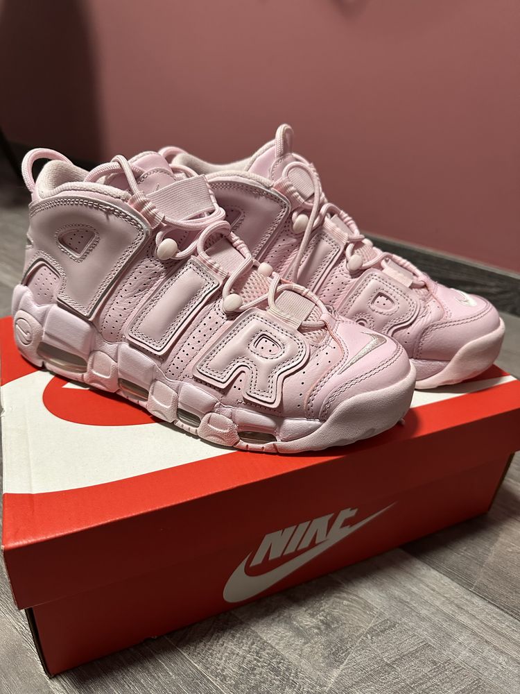Nike uptempo roz
