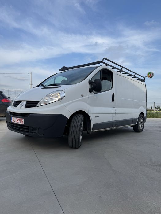 Vand renault trafic lung