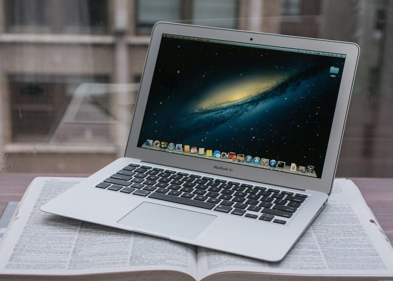 MacBook Air 13 (2017)
