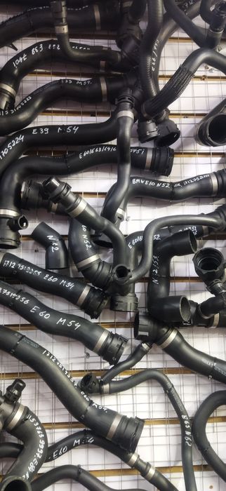 Потрубка шланга Мерседес БМВ Ауди все есть в наличе