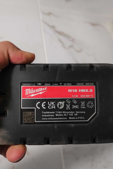 Батерия Milwaukee/ M18 5.5 Ah чисто нова! 18V професионална!