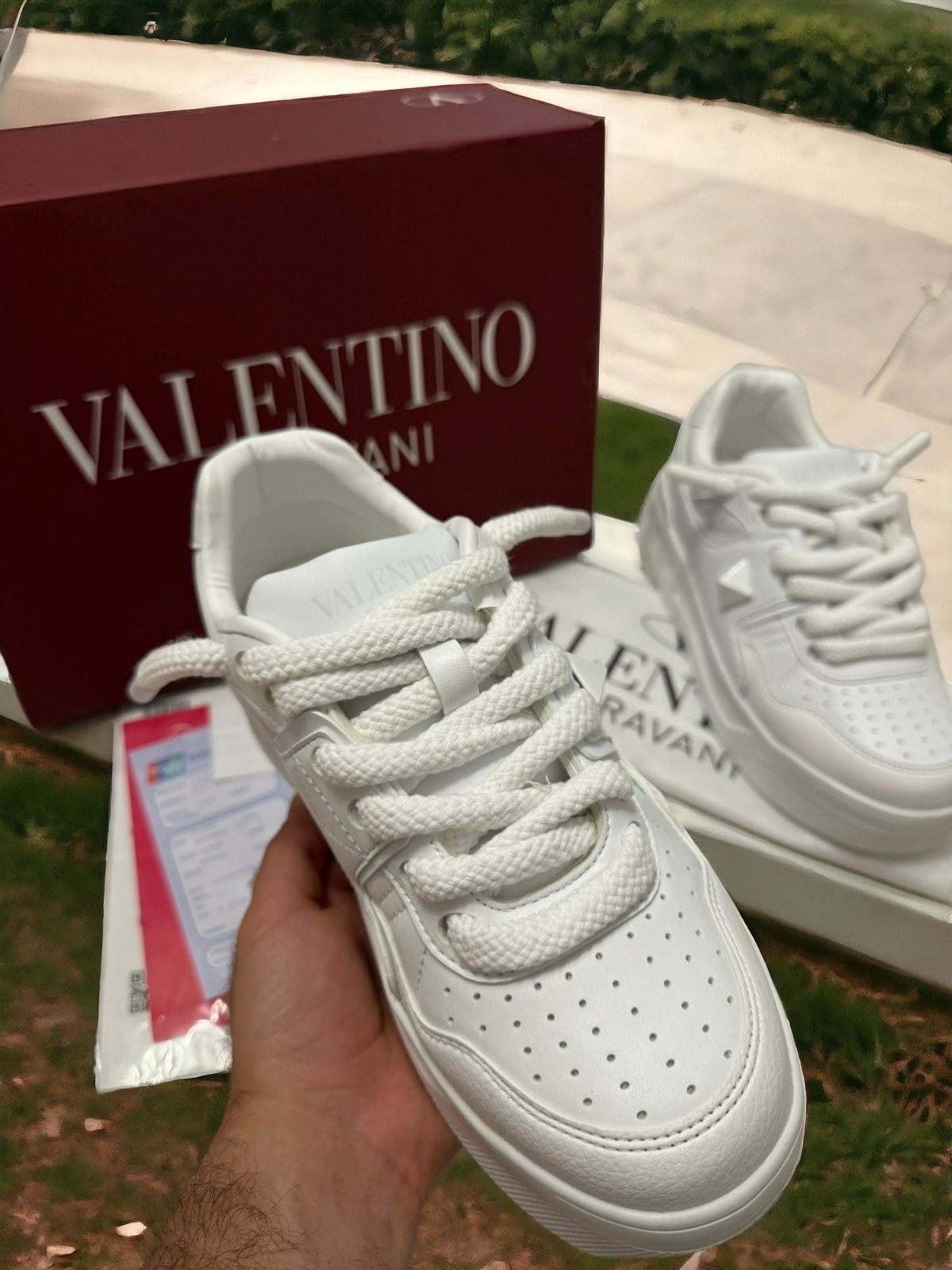 Adidași Valentino Garavani Premium