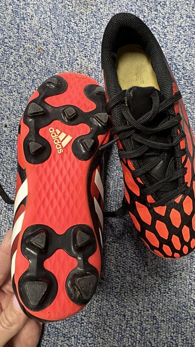 Adidasi cu crampoane 34