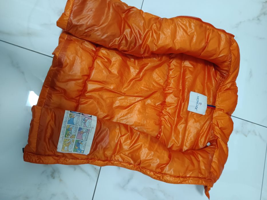 Vesta Moncler dama