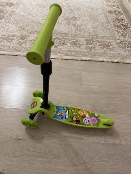 Продам детский самокат