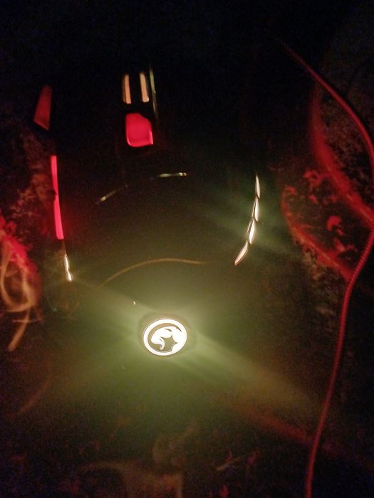 Vînd maus de gaming perfect funcțional preț 100 lei