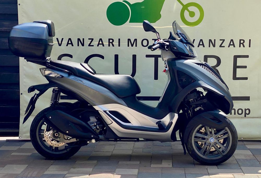 Piaggio mp3, piaggio yourban, piaggio 3 roti, scuter conduci cu B