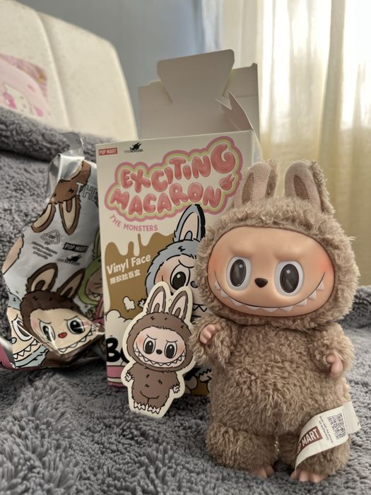Оригинално labubu exciting macaron