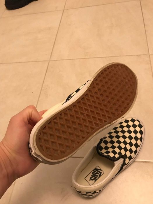 Tenisi  VANS, de dama, noi, 38, 100 lei