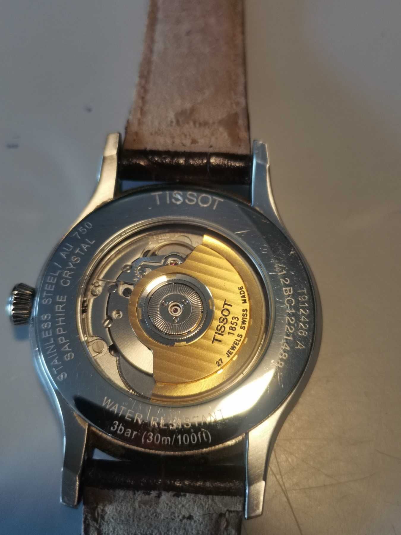 Часовник Tissot Classic Gent Gold Automatic