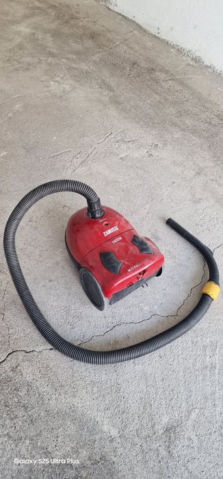 Продам пылесос Zanussi