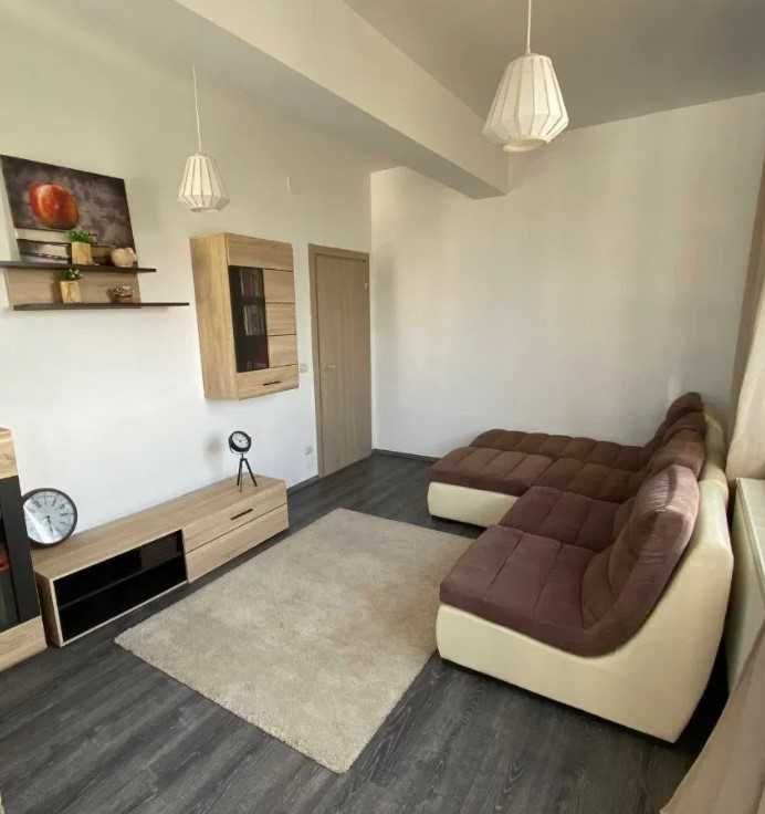 Дава се под наем Двустаен апартамент в Пловдив, Тракия - 65 кв.м за 244.8 € - Снимка #1