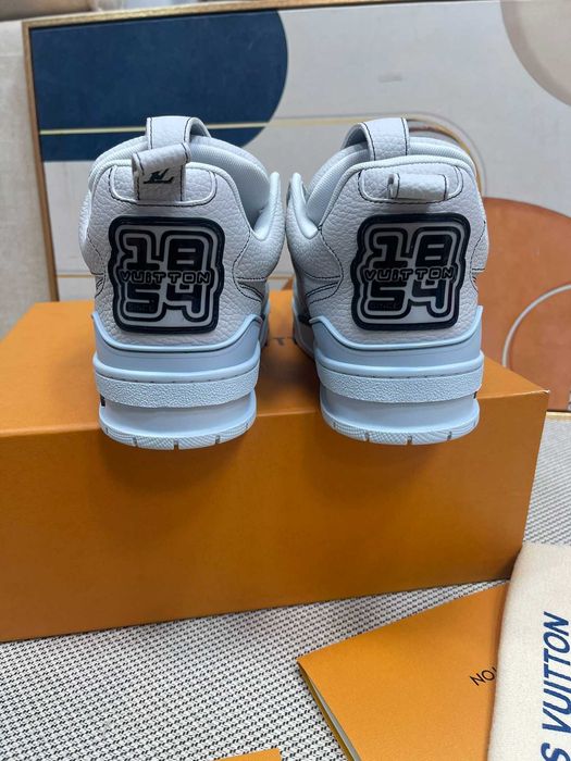 Adidasi Louis Vuitton Skate Calitate Premium