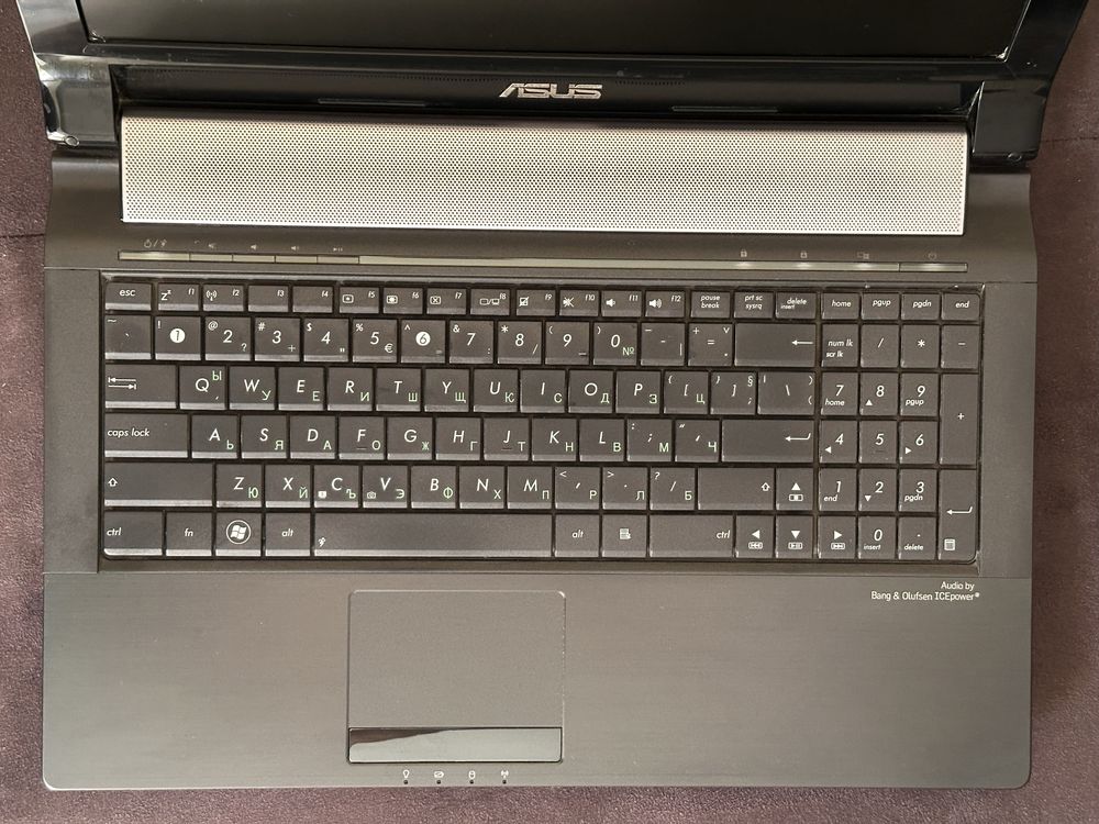 Лаптоп Asus N53SM Intel i7 16GB DDR3 2GB GeForce