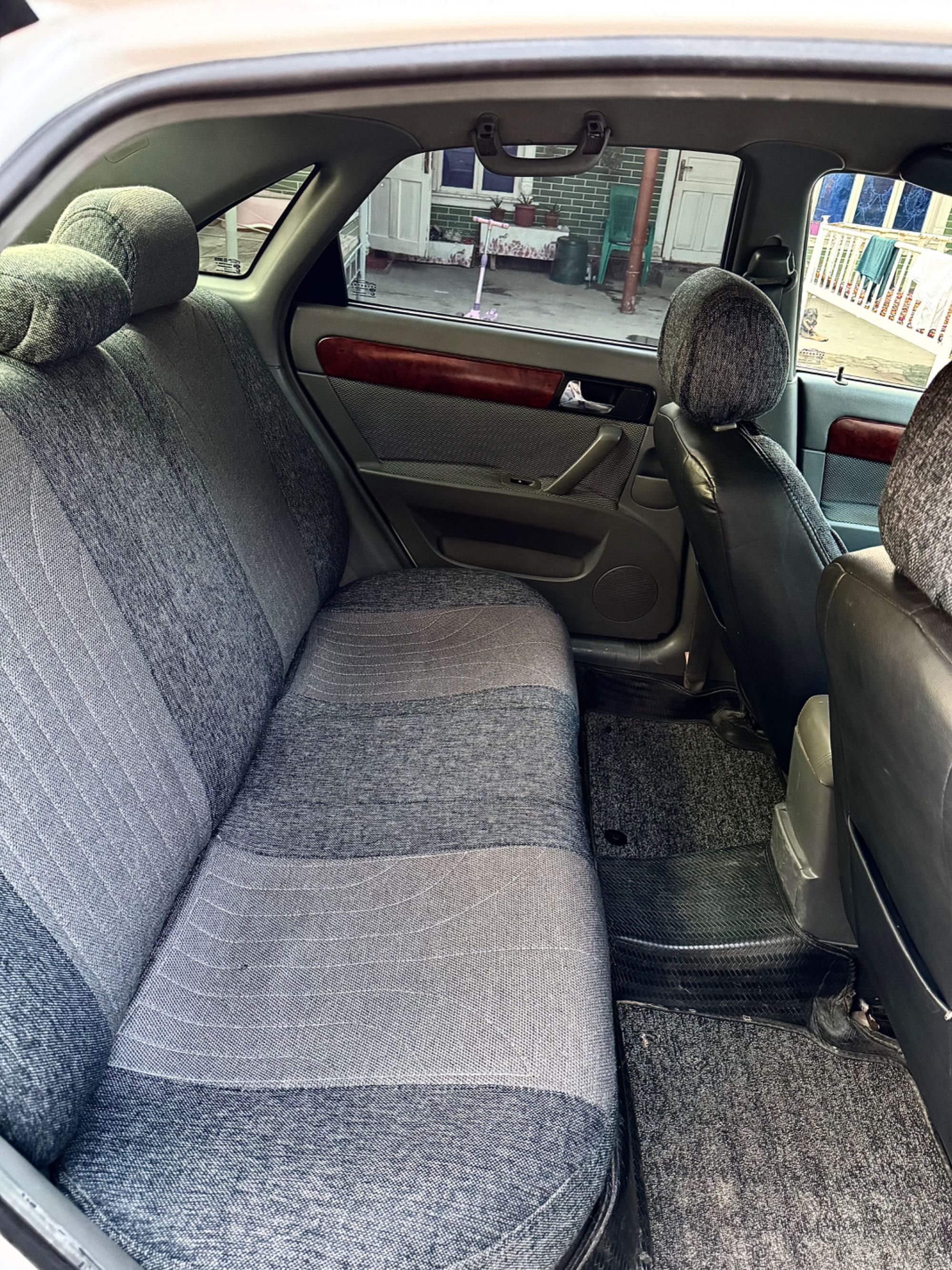 Lacetti 1.8 2013 yil sotiladi