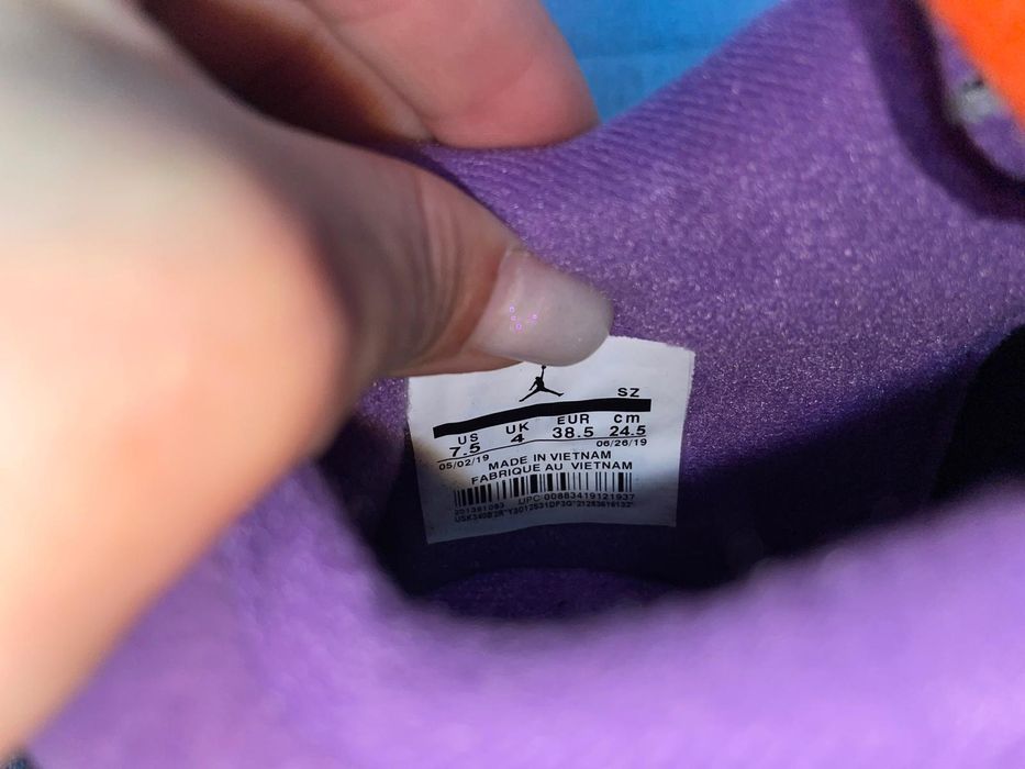 NIKE Air Jordan retro 4 canyon purple nr 36,5 si 38,5