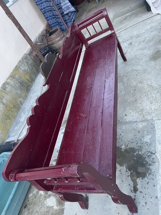 Dulap vechi traditional / Banca lavita rustica